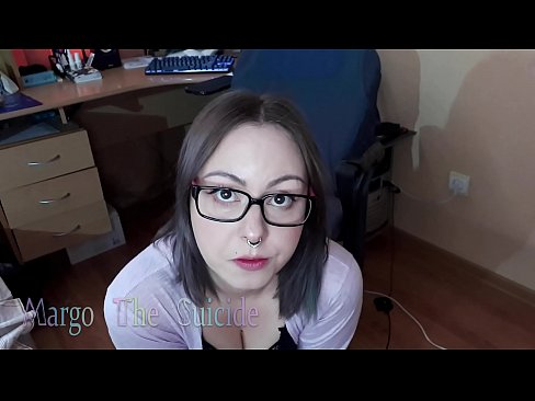 ❤️ Pudici puella cum Vitra sugit Dildo penitus in Camera Porn video  apud nos